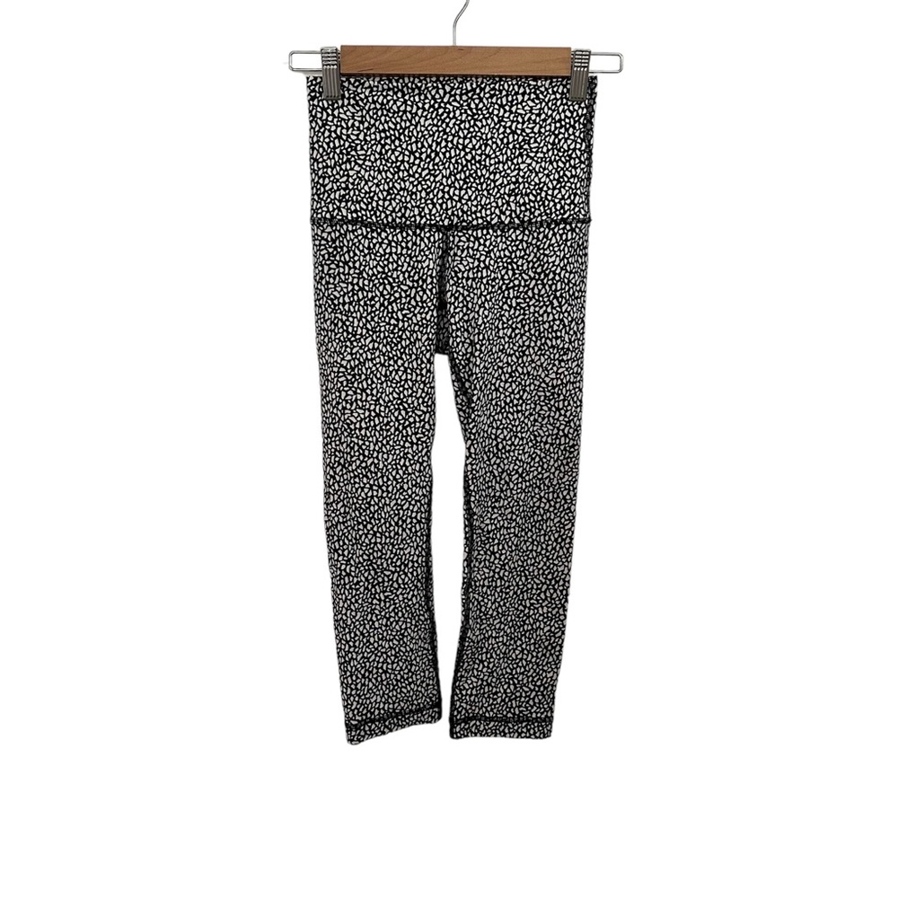 Lululemon Wunder Under Crop (Hi-Rise) Miss Mosaic Black size 4